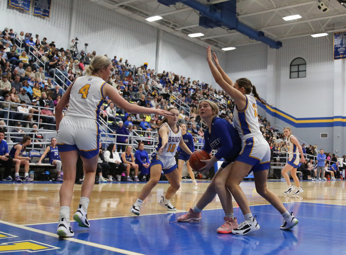 Brock Peaster Texas girls basketball 020423 Brian McLean 29